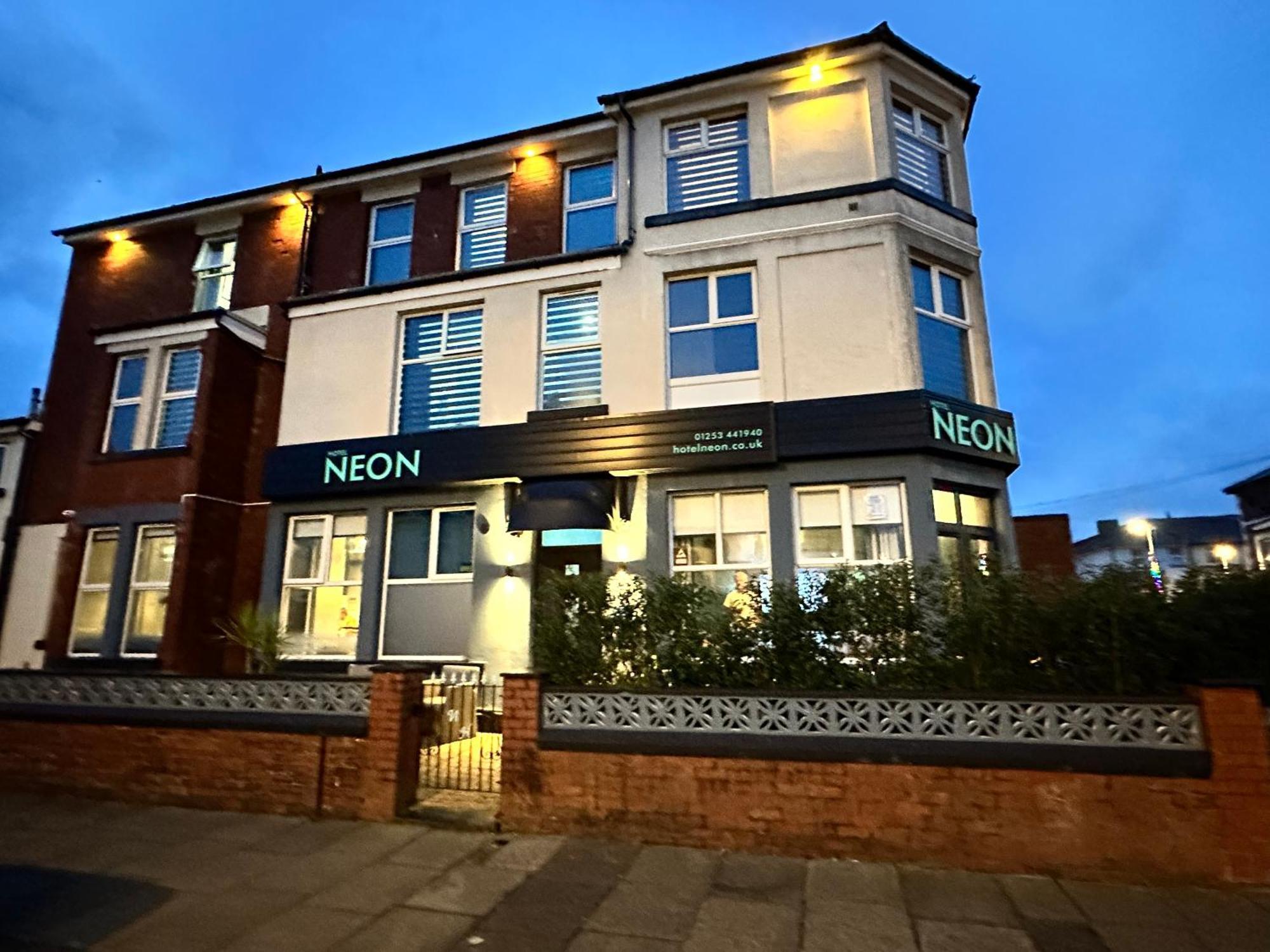 Hotel Neon ブラックプール エクステリア 写真